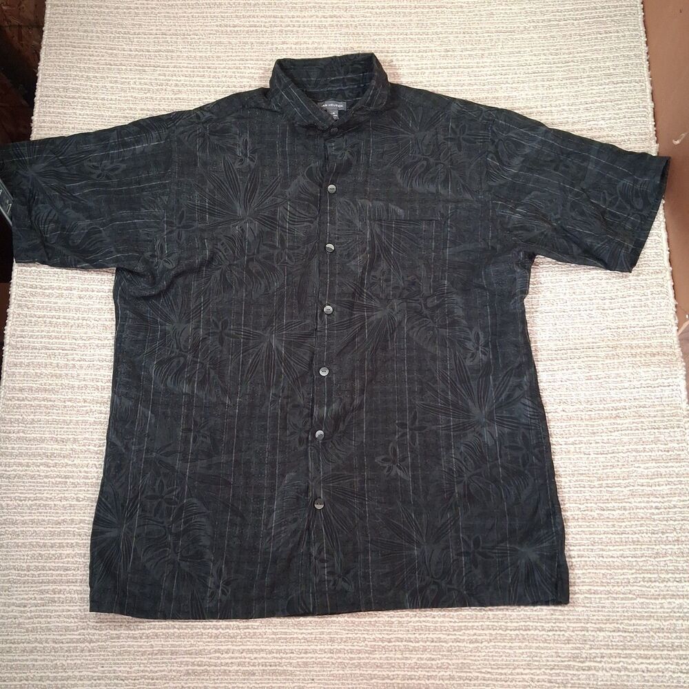 ​Van Heusen tropical leaf black shirt mens large 16 16.5 short sleeve button Up